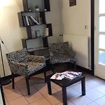 De La Place Hotel