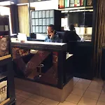 De La Place מלון 2*