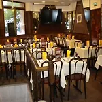 De La Place 2* מאלאקוף