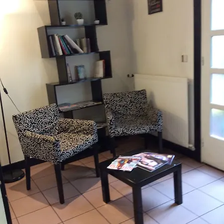 De La Place Hotel