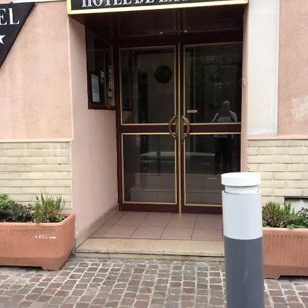 酒店 德拉普拉斯酒店 2*