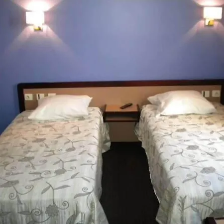 De La Place מלון