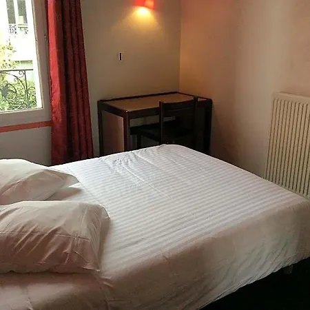 De La Place Hotel 2*