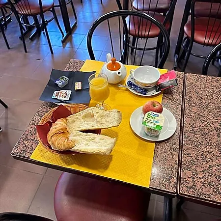 De La Place