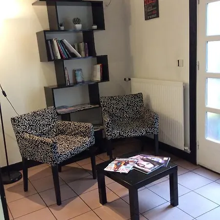 Hotel De La Place Malakoff