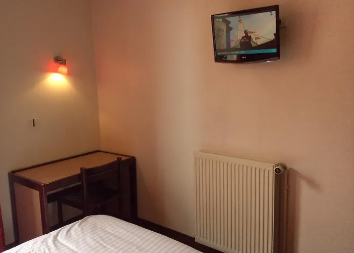De La Place Hotel Malakoff